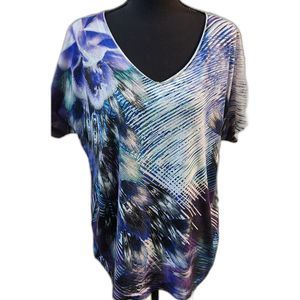 Chico size 2 short sleeve, multi-color top